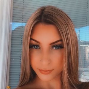 Meet your Posher, Bailey